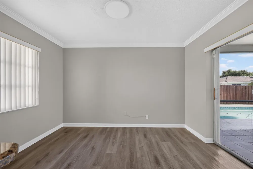 7823 NW 40TH STREET Coral Springs, FL 33065