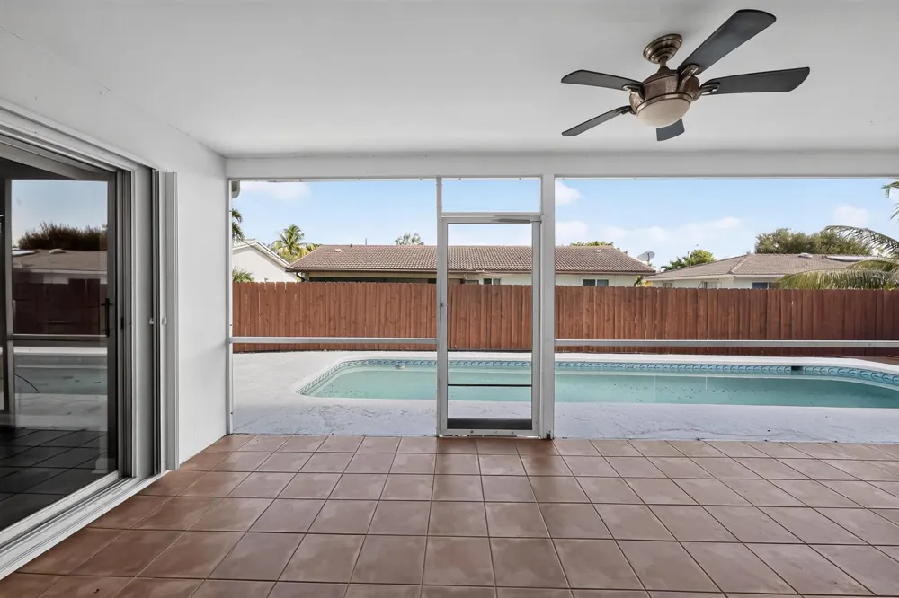 7823 NW 40TH STREET Coral Springs, FL 33065