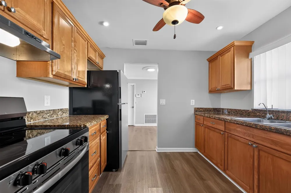 7823 NW 40TH STREET Coral Springs, FL 33065