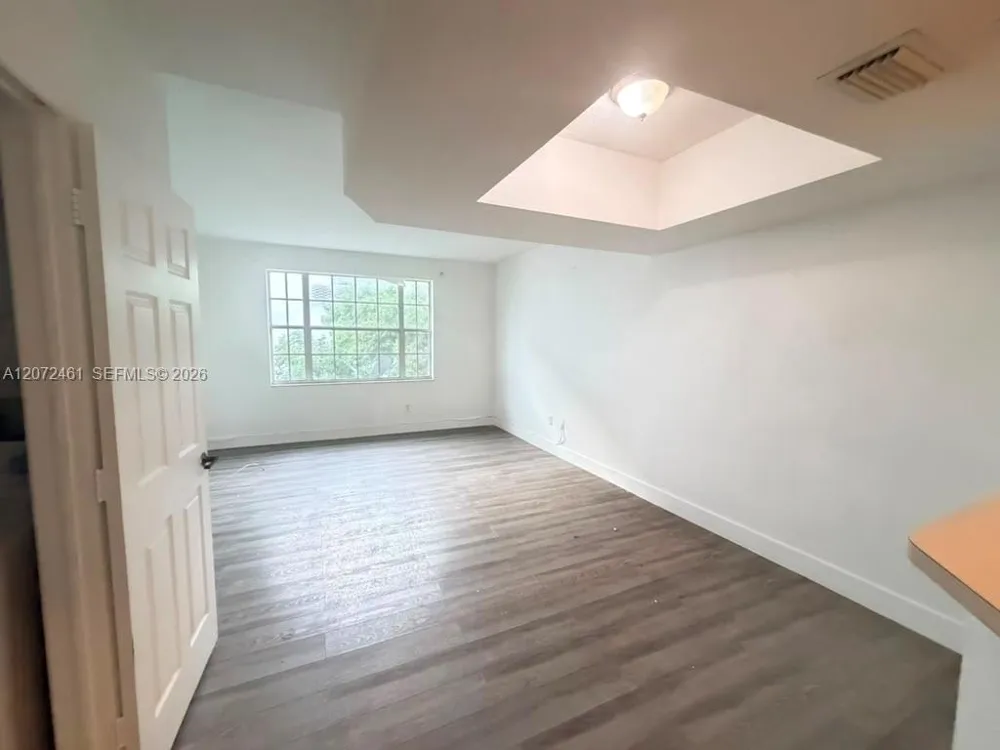701 SW 148th Ave #104 Sunrise, FL 33325