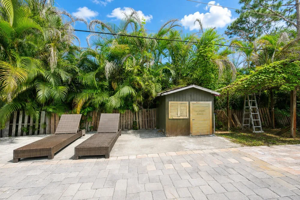 397 SW RAY AVENUE Port St. Lucie, FL 34983