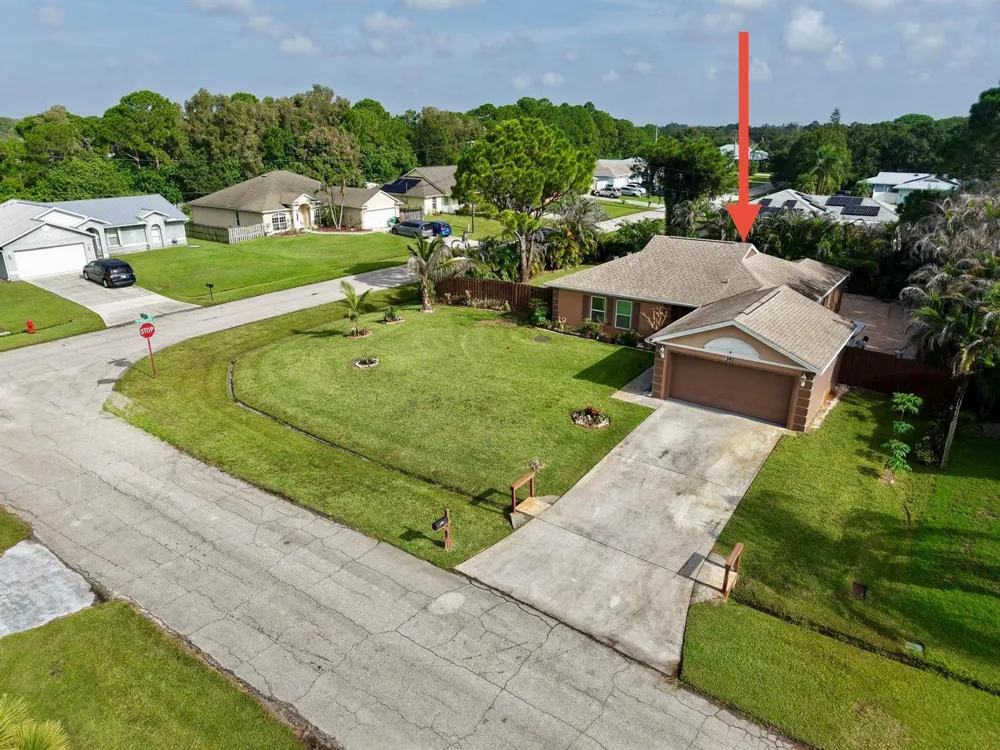 397 SW RAY AVENUE Port St. Lucie, FL 34983