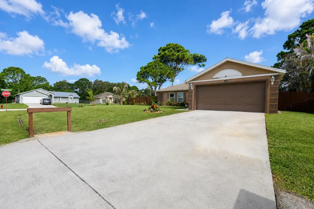 397 SW RAY AVENUE Port St. Lucie, FL 34983
