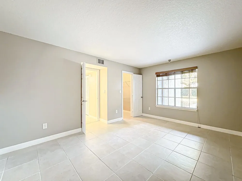1020 CRYSTAL WAY #M Delray Beach, FL 33444