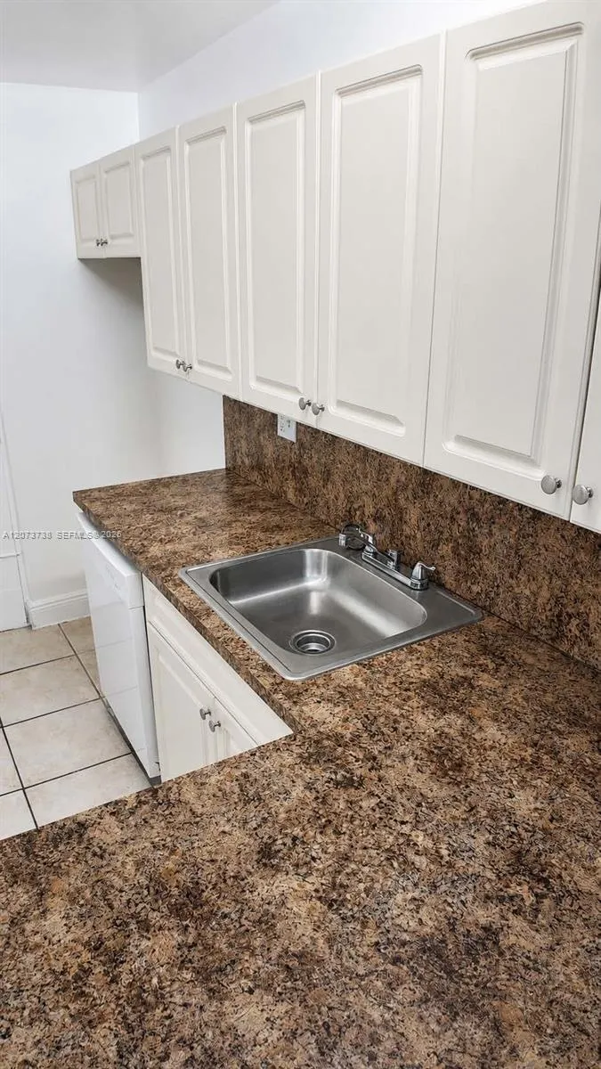11120 SW 196th St #B411 Cutler Bay, FL 33157
