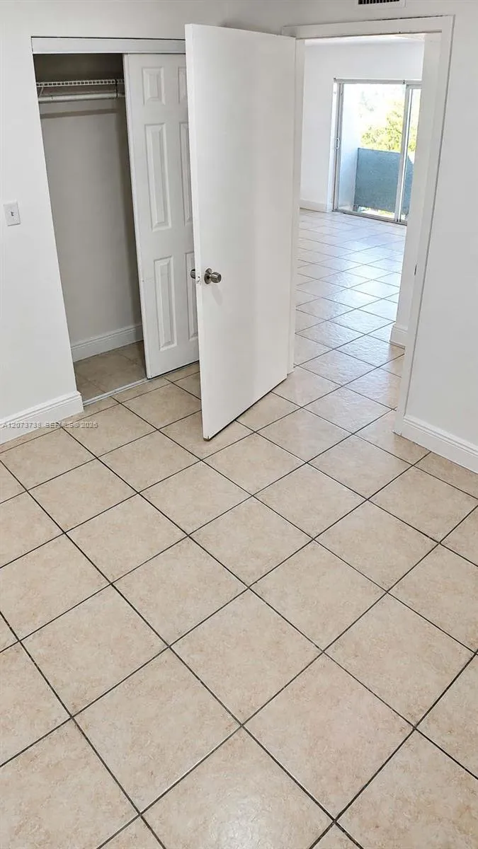 11120 SW 196th St #B411 Cutler Bay, FL 33157