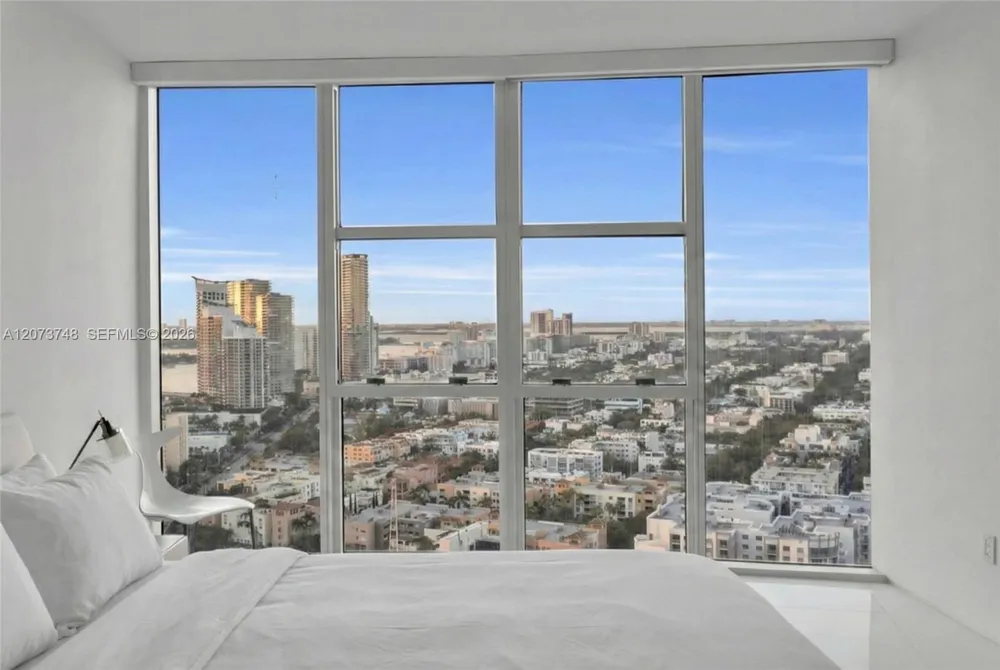 300 S Pointe Dr #3105 Miami Beach, FL 33139