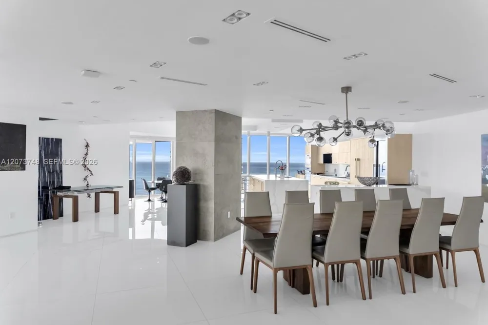 300 S Pointe Dr #3105 Miami Beach, FL 33139