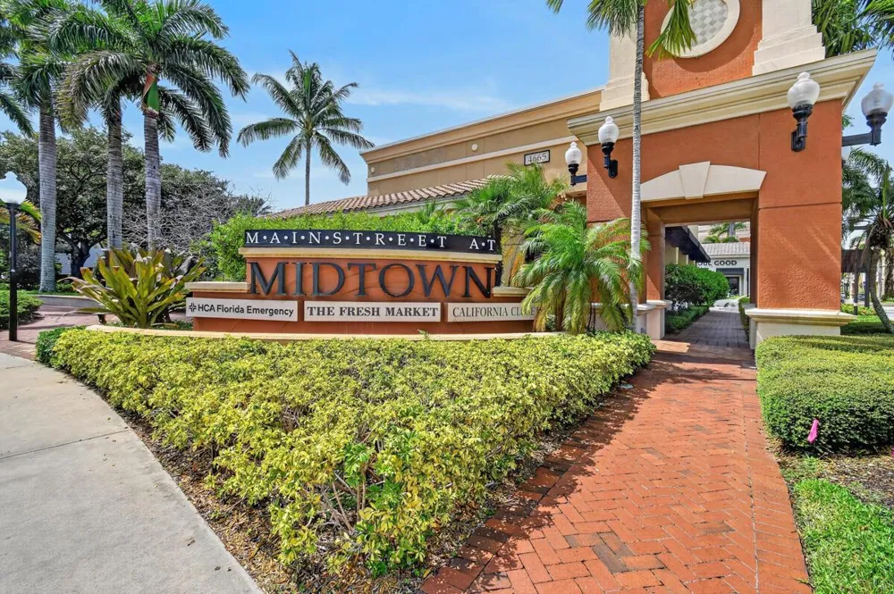 4905 Midtown Lane #2107 Palm Beach Gardens, FL 33418