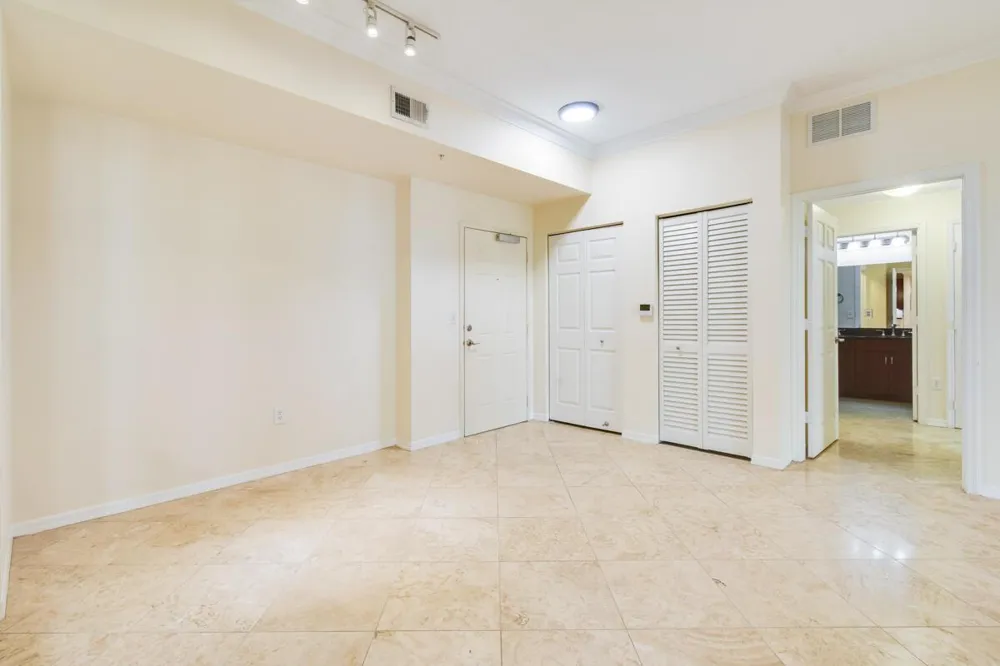 4905 Midtown Lane #2107 Palm Beach Gardens, FL 33418