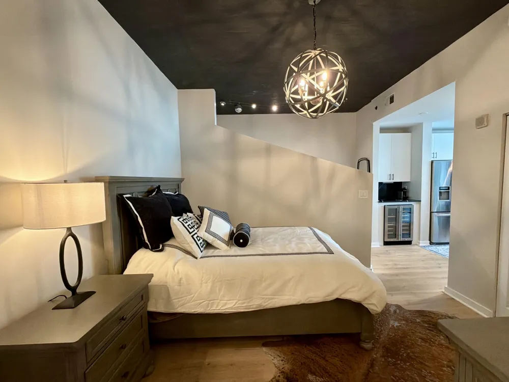 301 Demonbreun St #808 Nashville, TN 37201