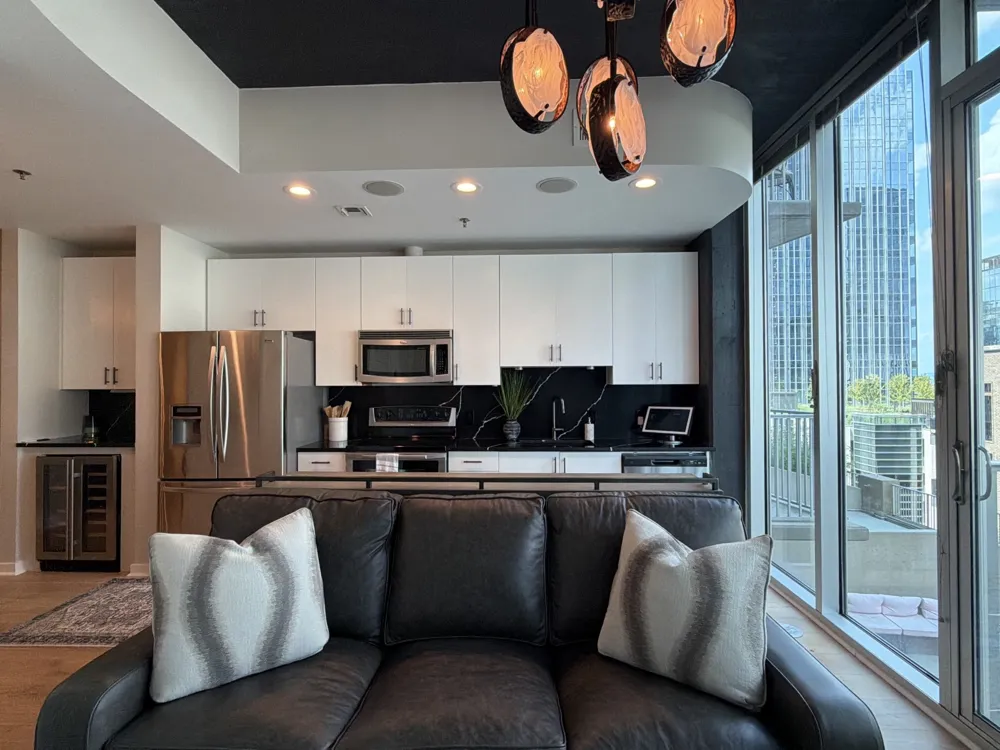 301 Demonbreun St #808 Nashville, TN 37201