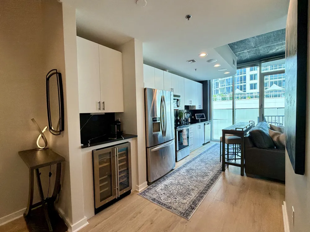 301 Demonbreun St #808 Nashville, TN 37201