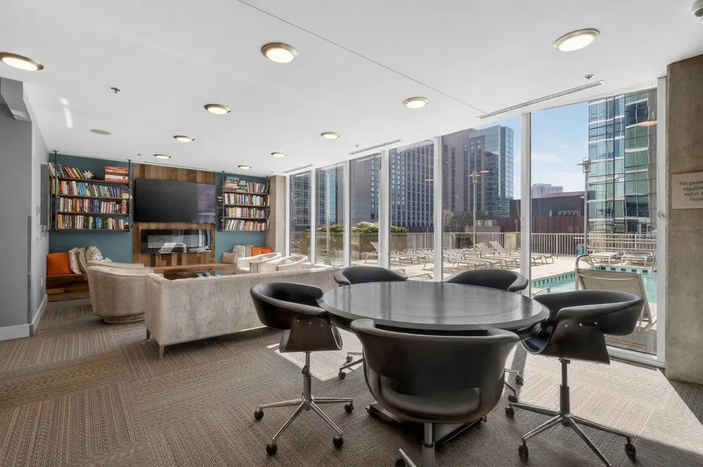 301 Demonbreun St #808 Nashville, TN 37201