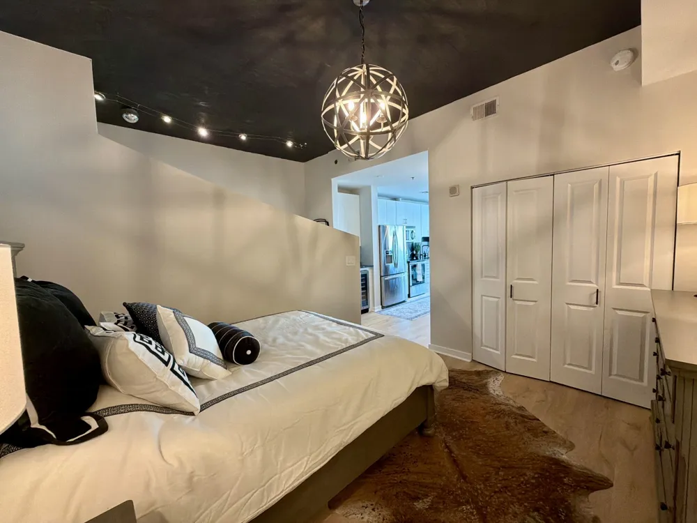 301 Demonbreun St #808 Nashville, TN 37201