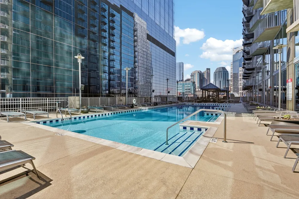 301 Demonbreun St #808 Nashville, TN 37201