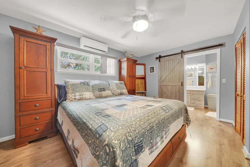 10015 Daisy Avenue Palm Beach Gardens, FL 33410