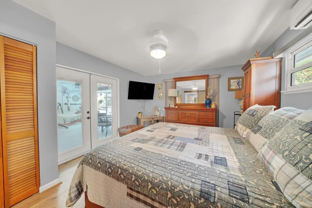 10015 Daisy Avenue Palm Beach Gardens, FL 33410