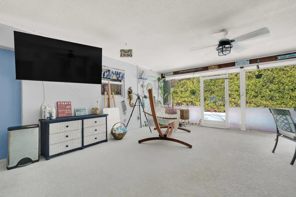 10015 Daisy Avenue Palm Beach Gardens, FL 33410