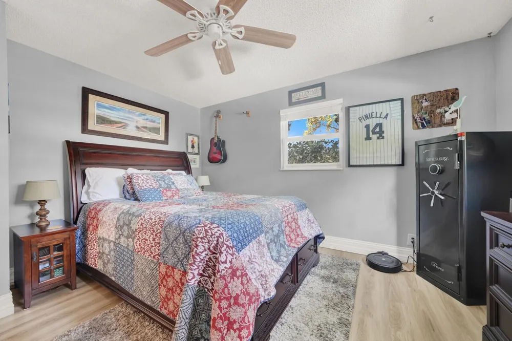 10015 Daisy Avenue Palm Beach Gardens, FL 33410