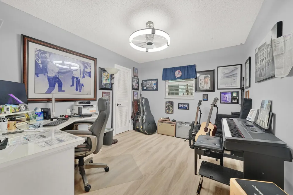 10015 Daisy Avenue Palm Beach Gardens, FL 33410