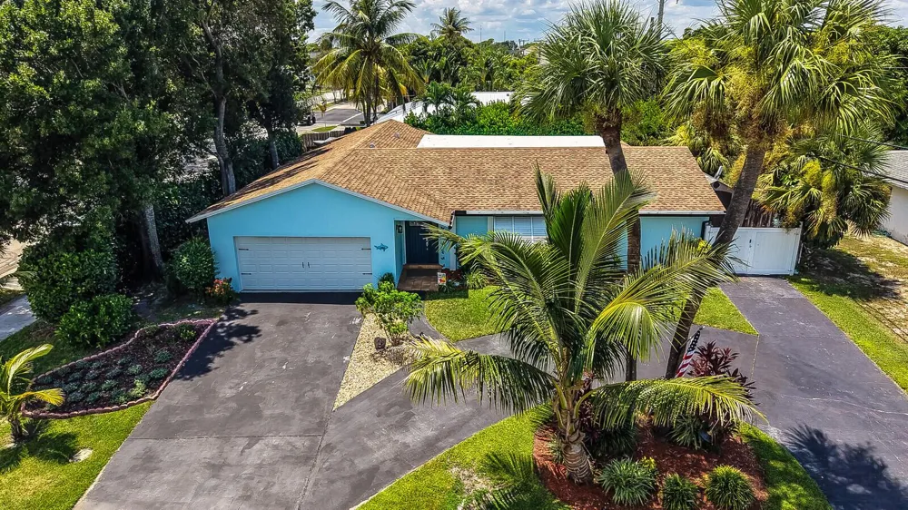 10015 Daisy Avenue Palm Beach Gardens, FL 33410