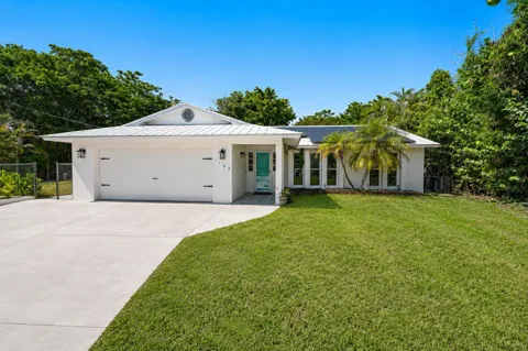 1163 NW 16th Place