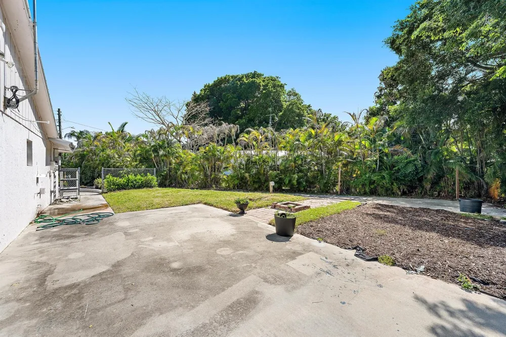 1163 NW 16th Place Stuart, FL 34994