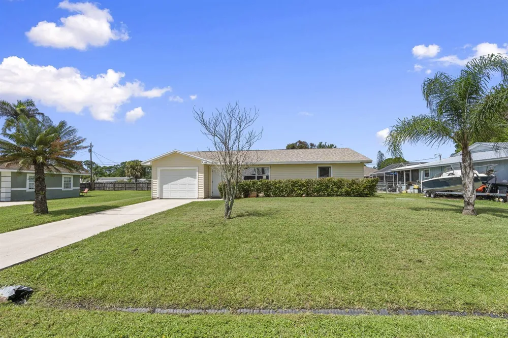 1154 SE Preston Lane Port St. Lucie, FL 34983