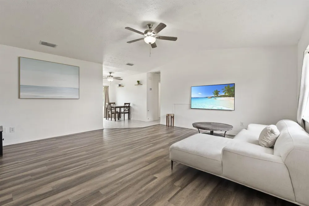 1154 SE Preston Lane Port St. Lucie, FL 34983