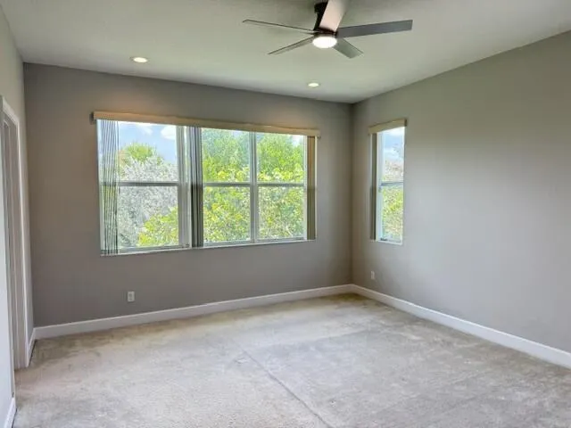 9028 Kingsmoor Way Lake Worth, FL 33467