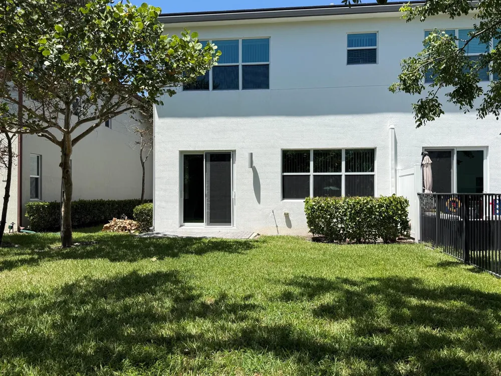 9028 Kingsmoor Way Lake Worth, FL 33467