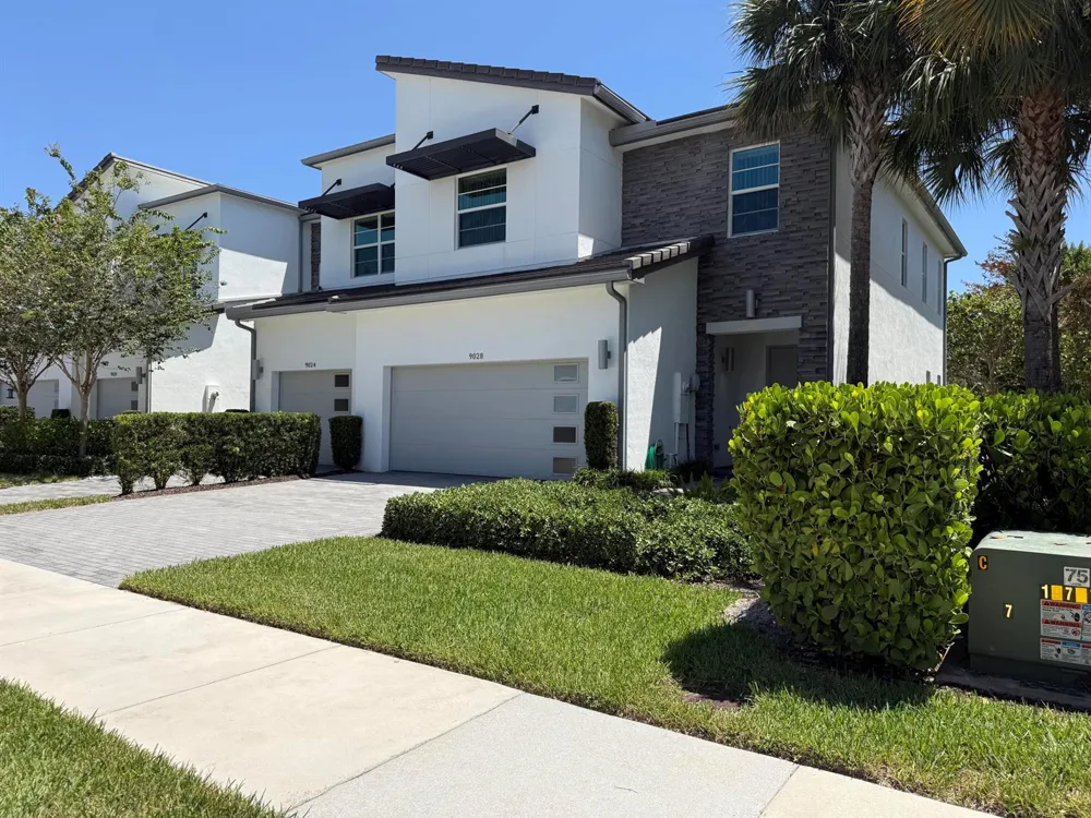 9028 Kingsmoor Way Lake Worth, FL 33467