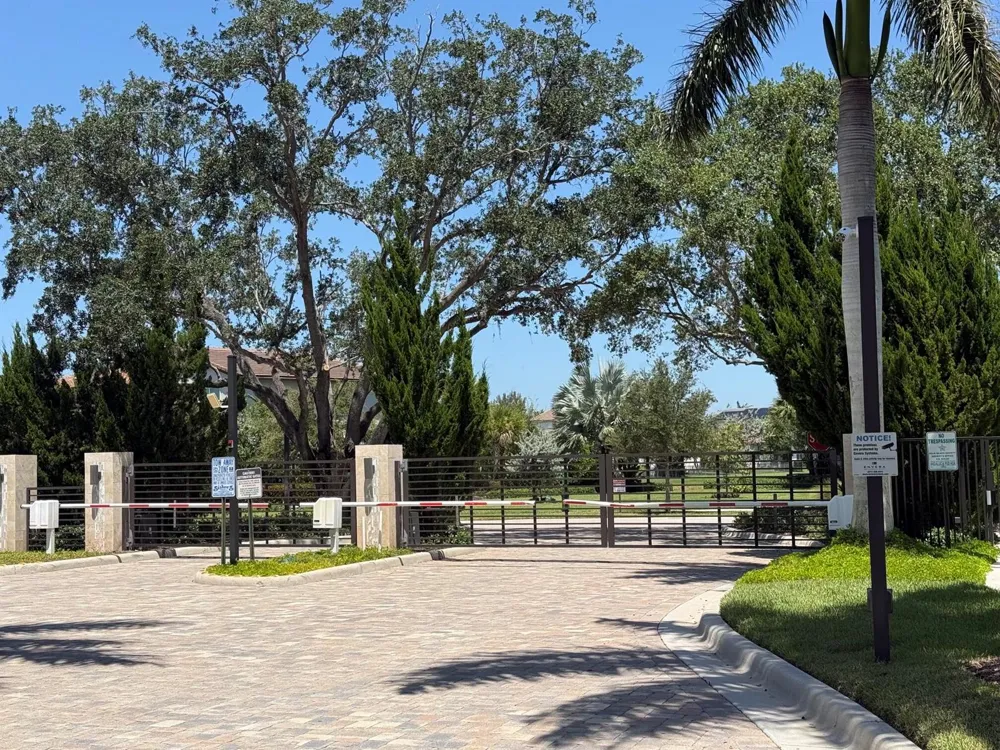 9028 Kingsmoor Way Lake Worth, FL 33467