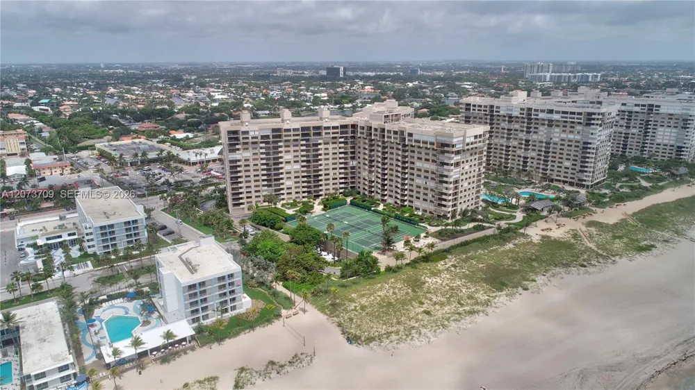 4900 Ocean Blvd #912 Lauderdale By The Sea, FL 33308