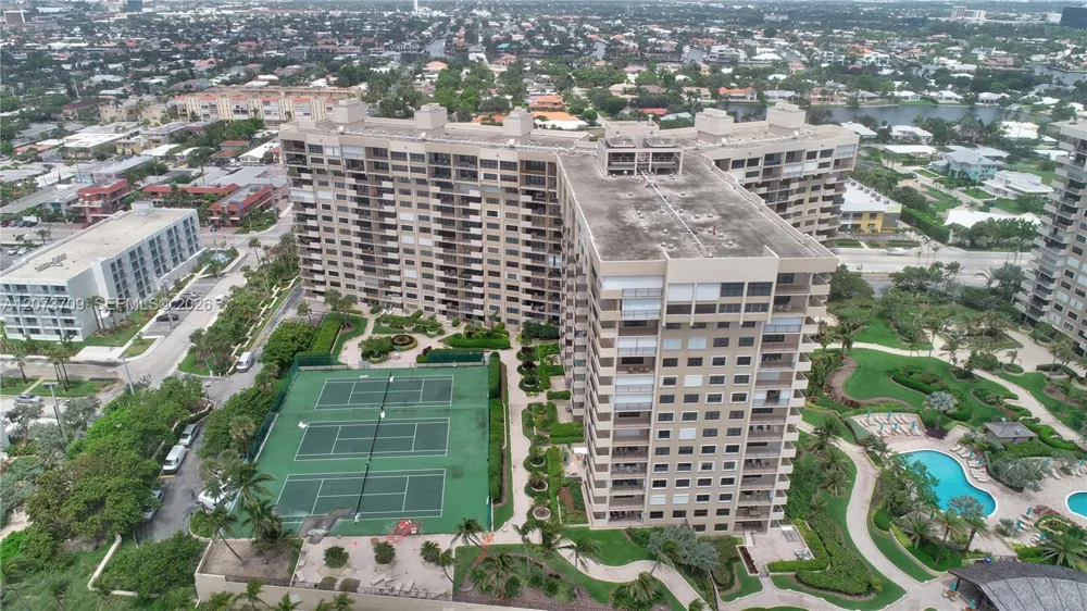 4900 Ocean Blvd #912 Lauderdale By The Sea, FL 33308