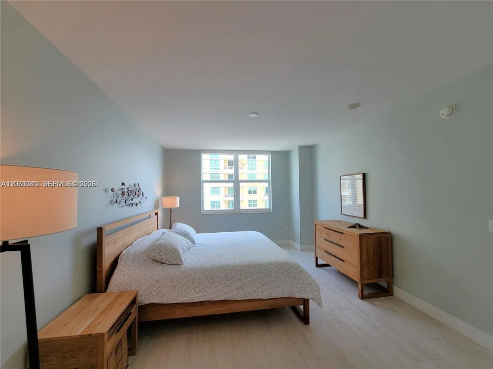 700 E Boynton Beach Blvd #1007 Boynton Beach, FL 33435