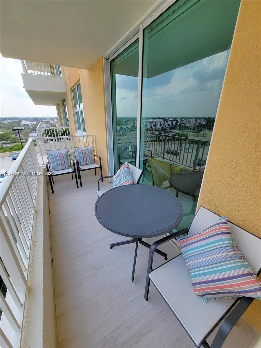 700 E Boynton Beach Blvd #1007 Boynton Beach, FL 33435
