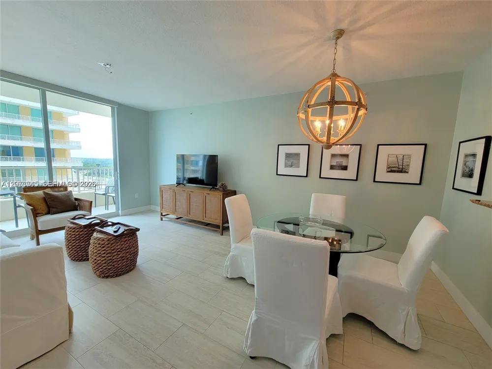 700 E Boynton Beach Blvd #1007 Boynton Beach, FL 33435