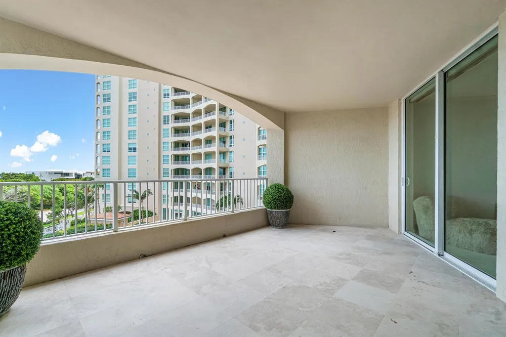 3740 S Ocean Boulevard #407 Highland Beach, FL 33487