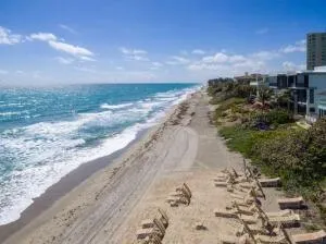 3740 S Ocean Boulevard #407 Highland Beach, FL 33487