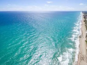 3740 S Ocean Boulevard #407 Highland Beach, FL 33487
