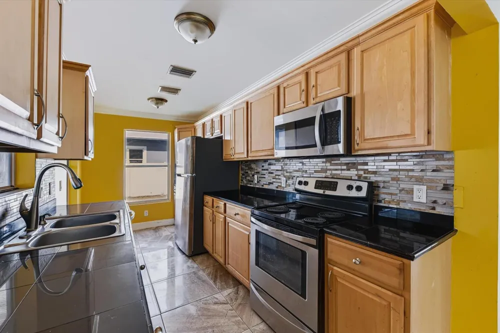5414 SUNRISE BOULEVARD Delray Beach, FL 33484