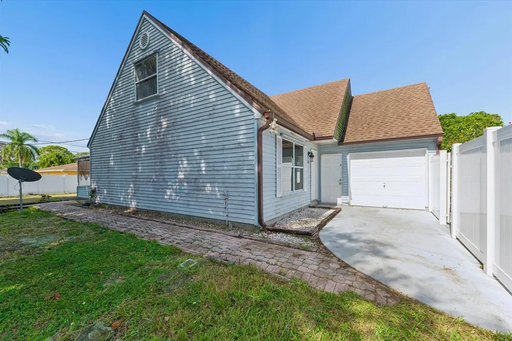 5414 SUNRISE BOULEVARD Delray Beach, FL 33484