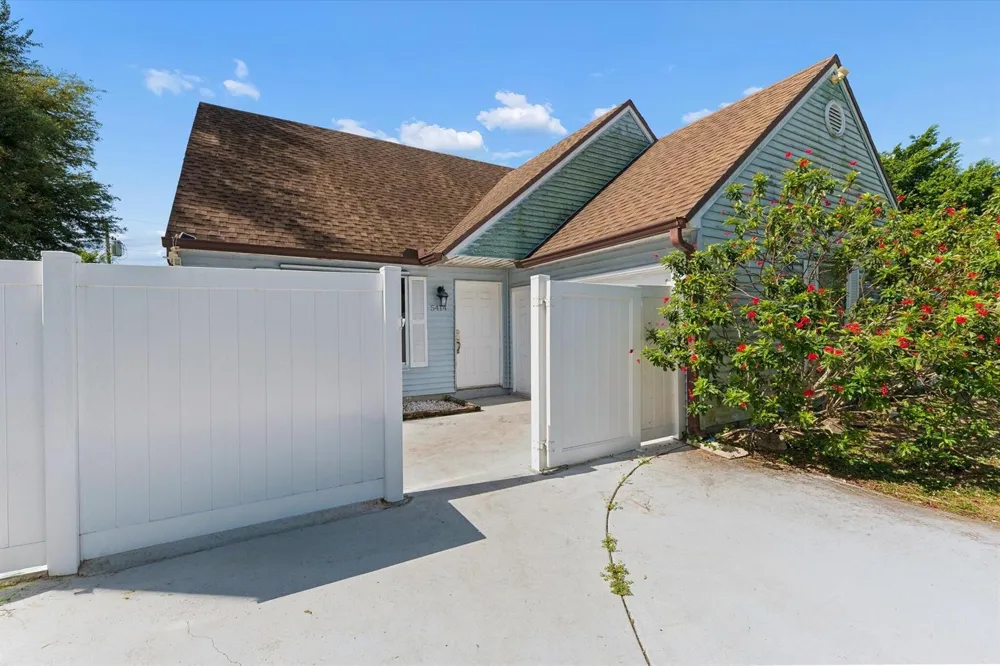 5414 SUNRISE BOULEVARD Delray Beach, FL 33484