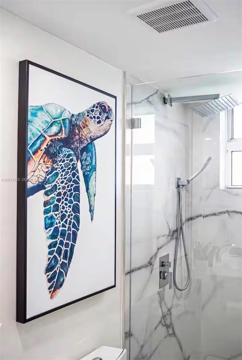 1200 Brickell Bay Dr #4101 Miami, FL 33131
