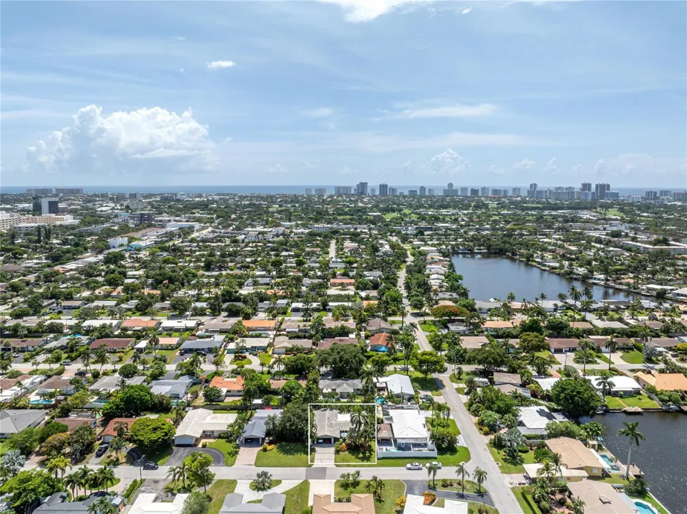 4310 NE 15th Way Oakland Park, FL 33334