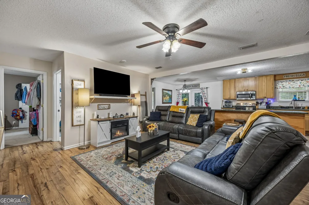189 Deerfield CIR Kingsland, GA 31548
