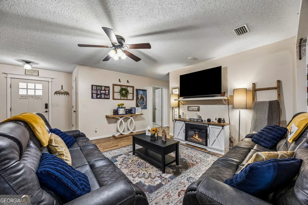 189 Deerfield CIR Kingsland, GA 31548