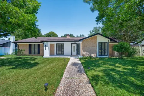 104 Burgundy Lane